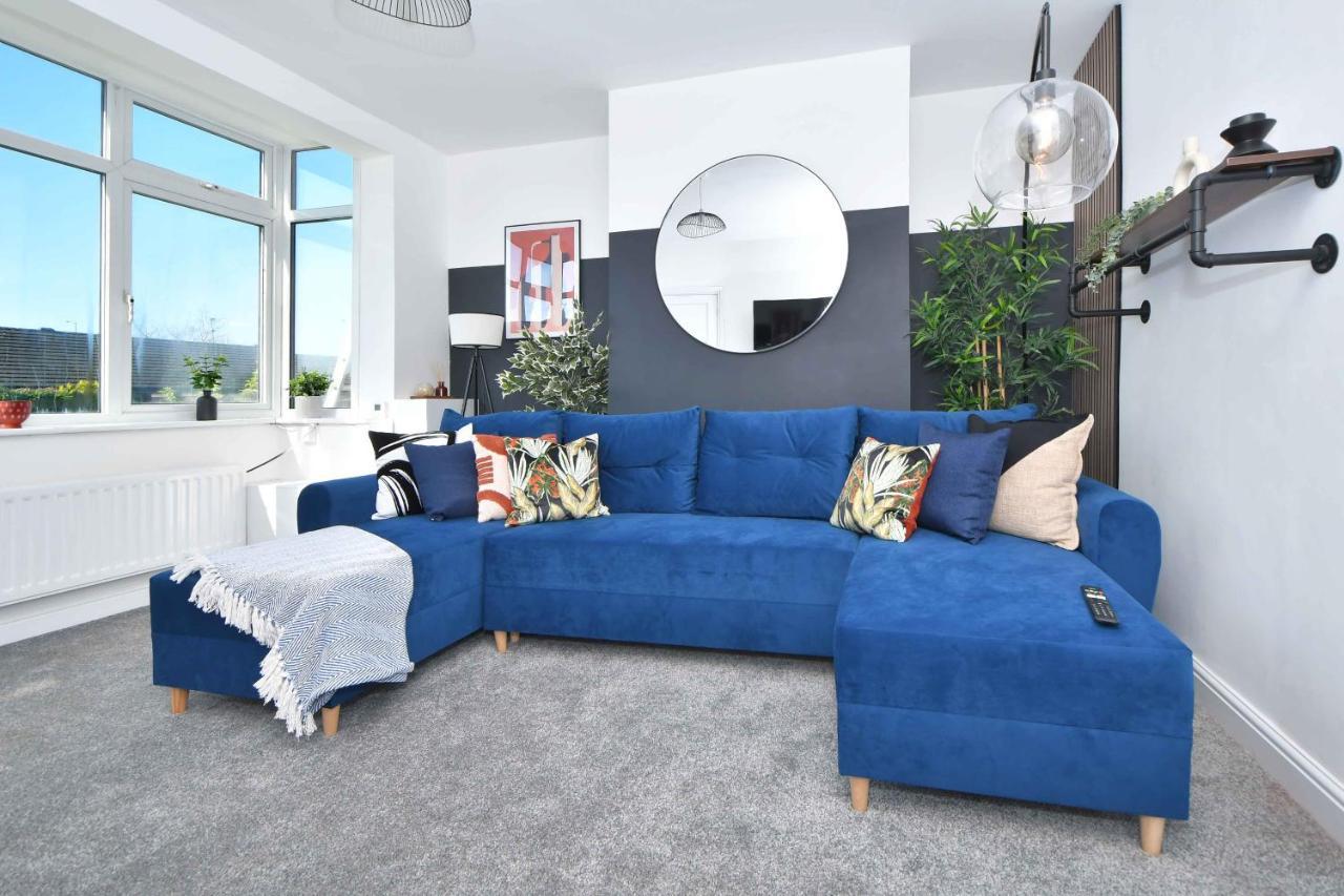 Lily House By Yourstays - Cosy 3 Bedroom House In Crewe Exteriér fotografie